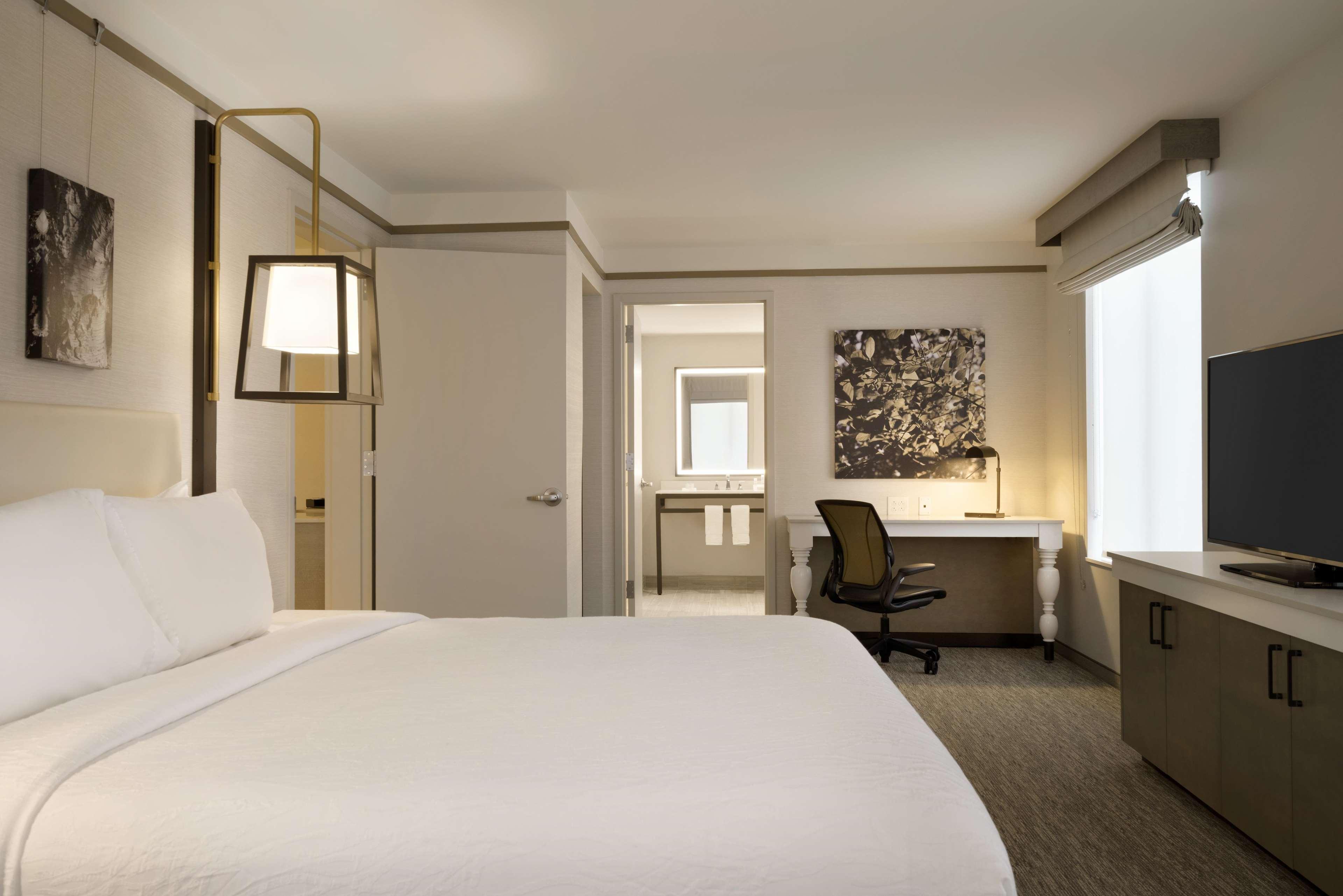 Hilton Garden Inn Newtown Square Radnor Extérieur photo