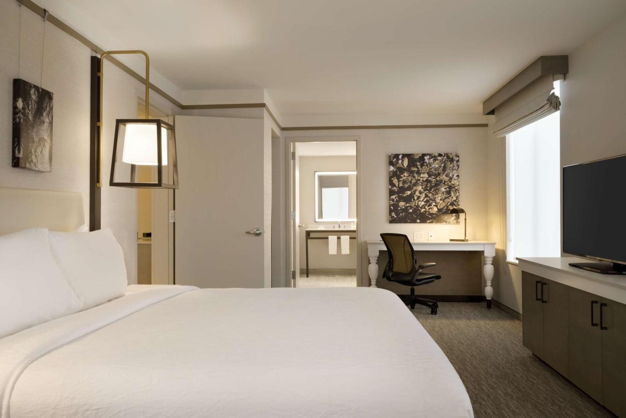Hilton Garden Inn Newtown Square Radnor Extérieur photo