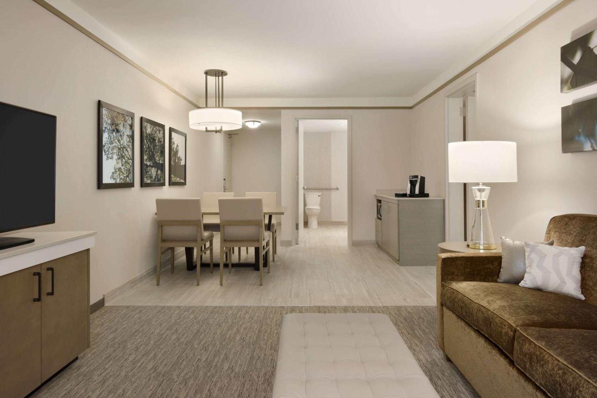 Hilton Garden Inn Newtown Square Radnor Extérieur photo