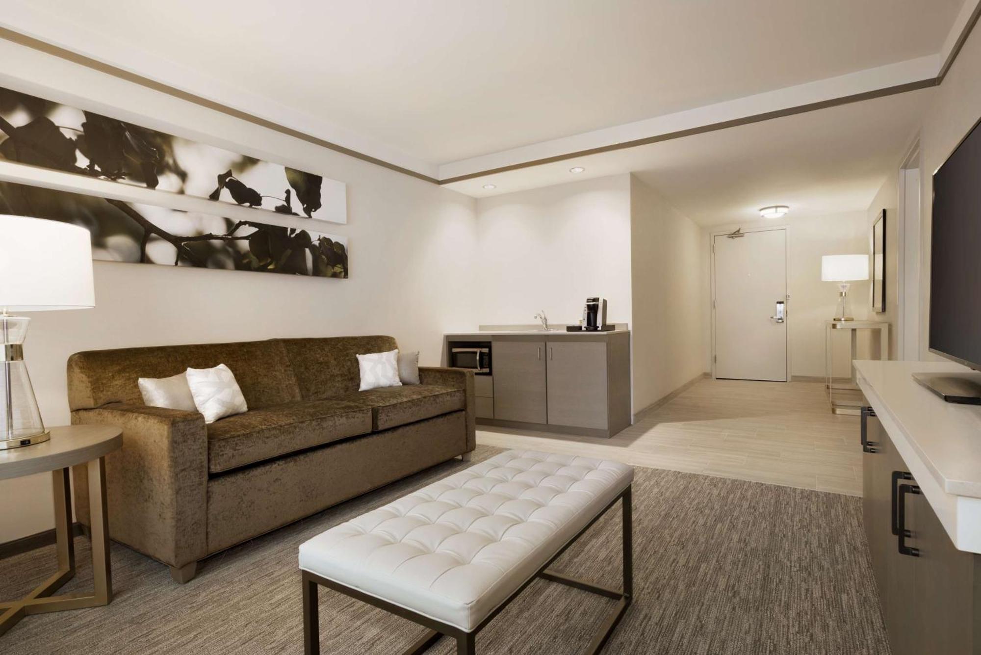Hilton Garden Inn Newtown Square Radnor Extérieur photo
