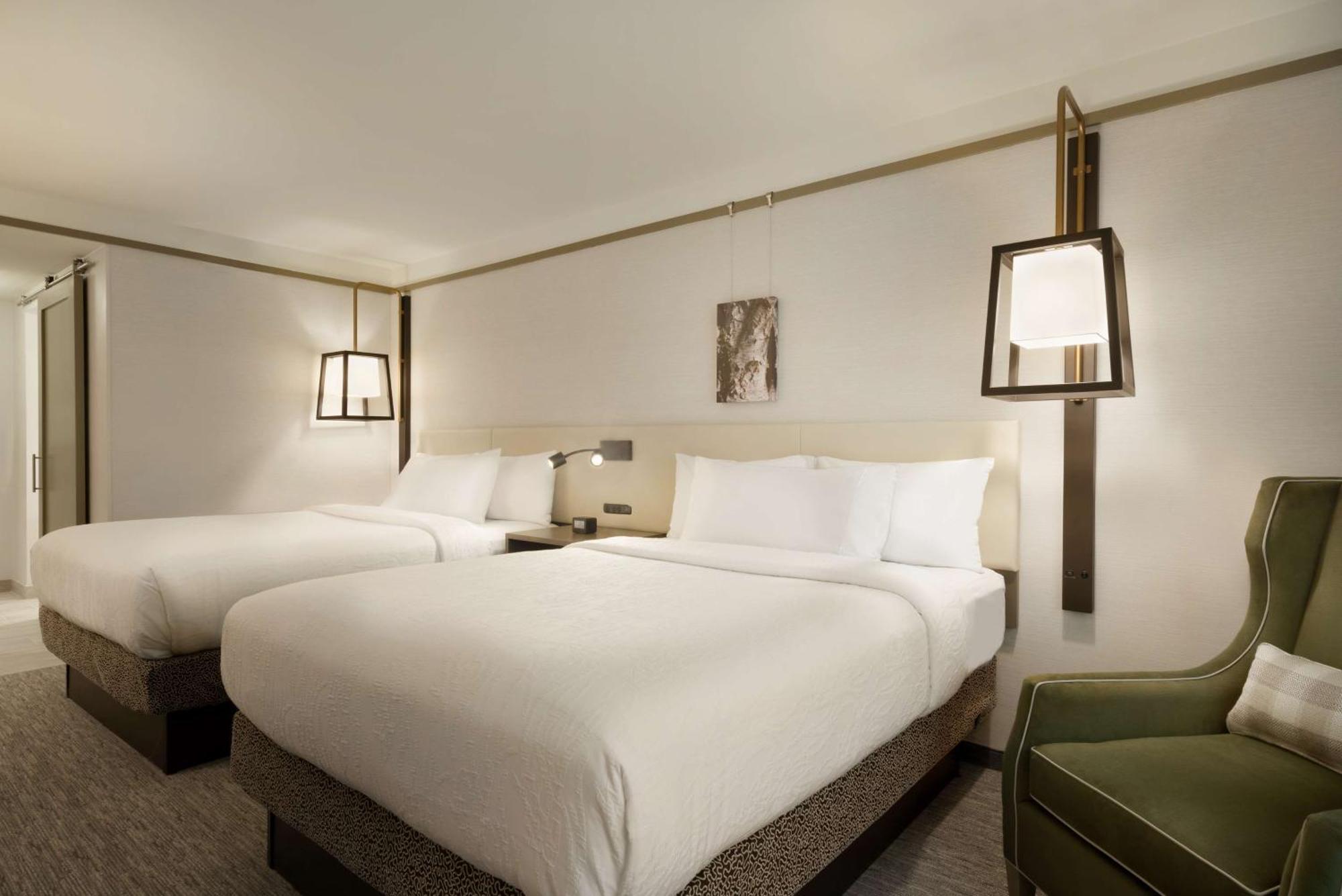 Hilton Garden Inn Newtown Square Radnor Extérieur photo