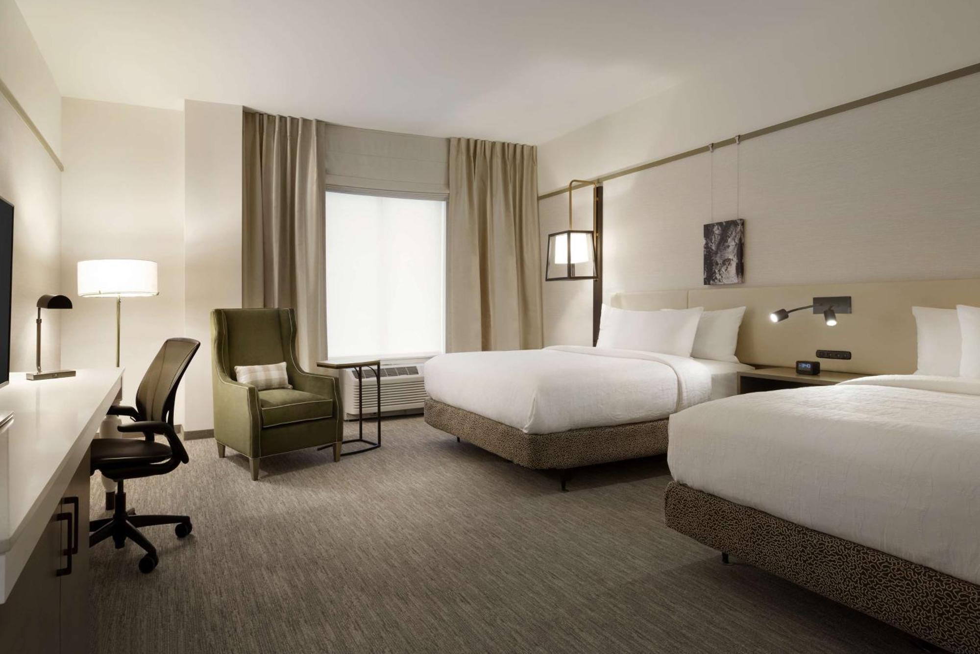 Hilton Garden Inn Newtown Square Radnor Extérieur photo