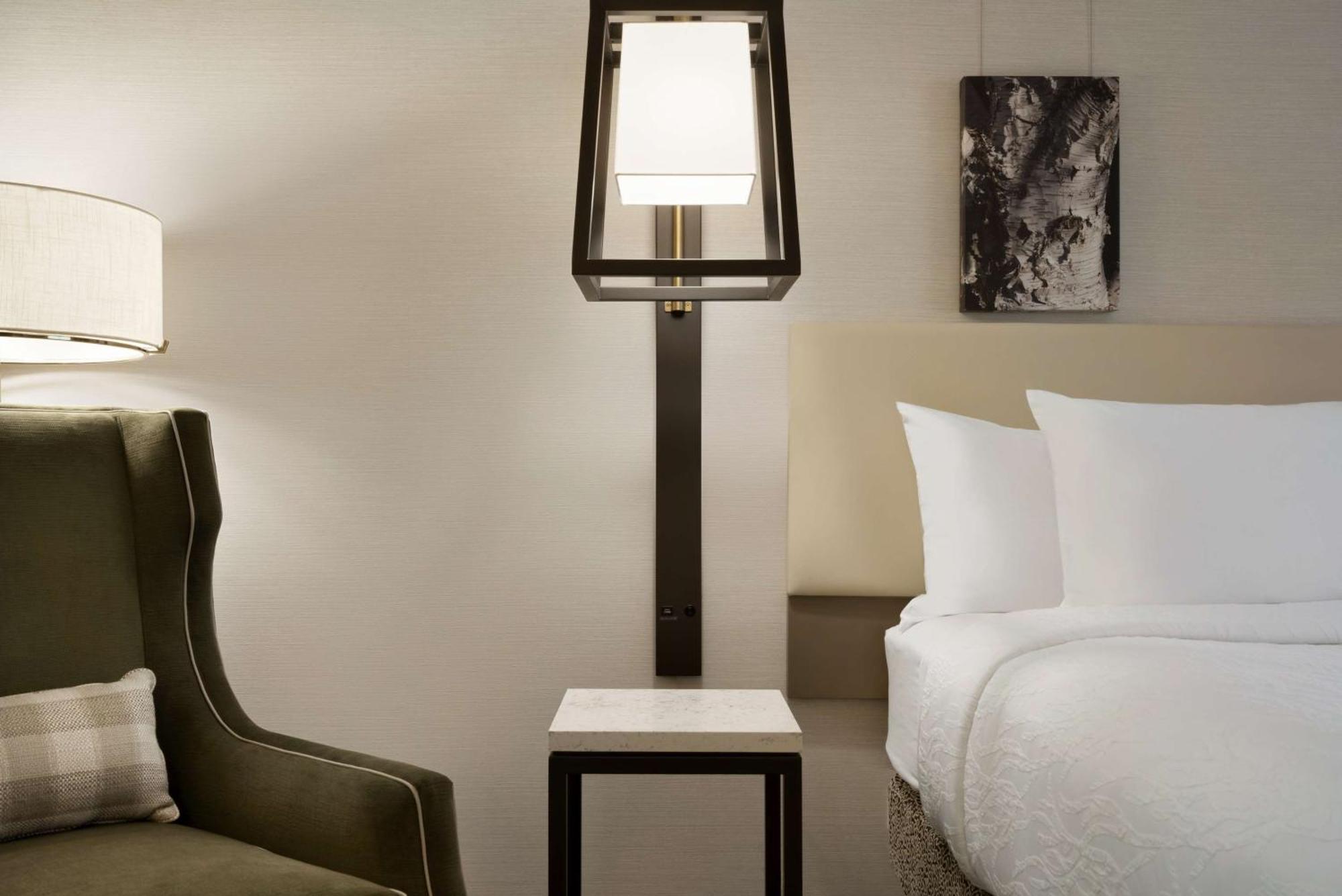 Hilton Garden Inn Newtown Square Radnor Extérieur photo