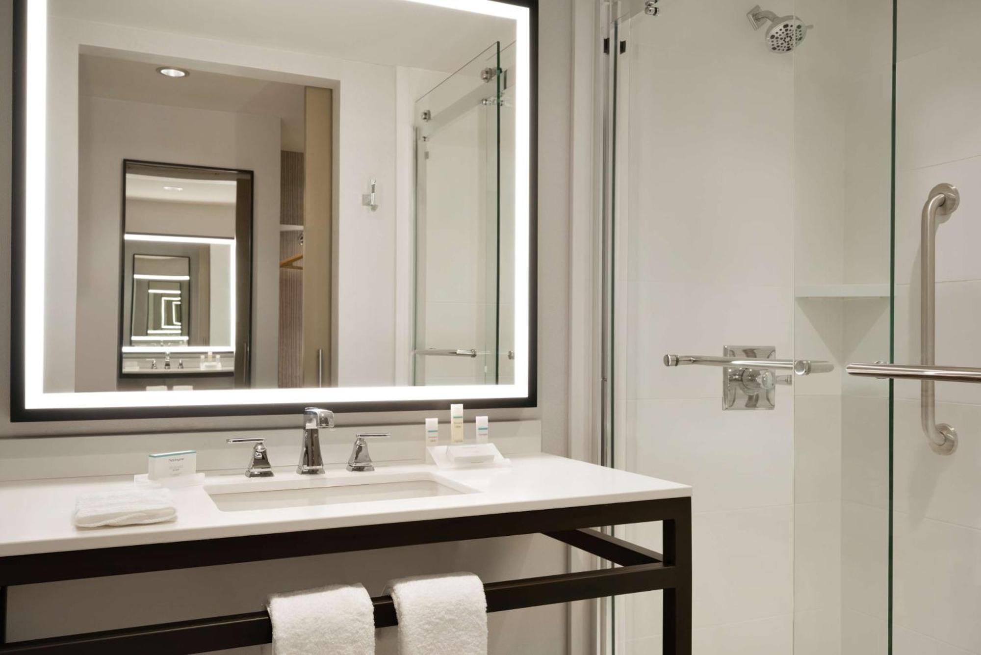 Hilton Garden Inn Newtown Square Radnor Extérieur photo