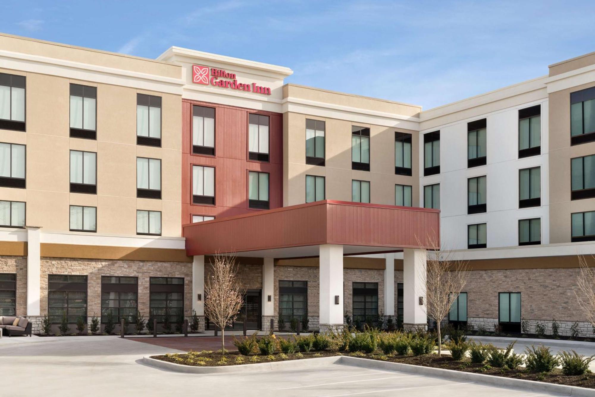 Hilton Garden Inn Newtown Square Radnor Extérieur photo