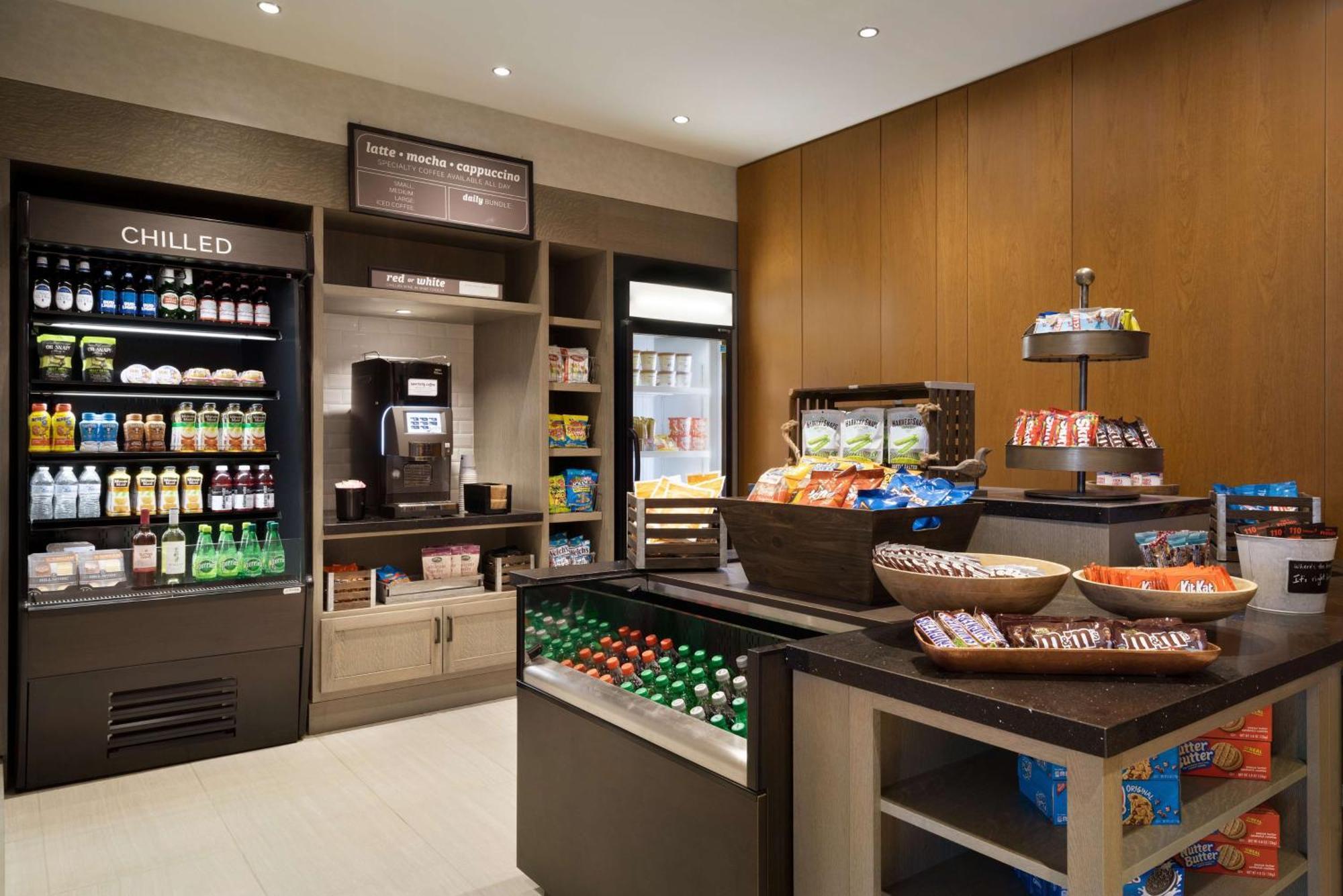 Hilton Garden Inn Newtown Square Radnor Extérieur photo